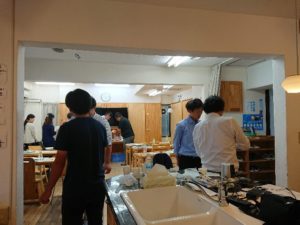 実験の様子　無添加住宅勉強会